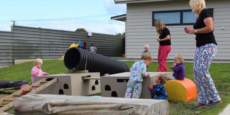 Children learning and playing at Noah's Ark Early Learning Centre